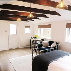 the-annexe-private-self-contained-with-parking.tophotelsbath.com/